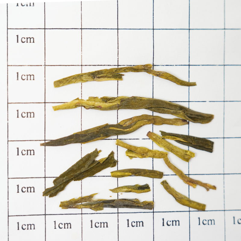 2025 Mingqian Organic Premium Longjing Tea, First Pick of Spring Tea | Traditional Hand-Roasted, Fresh and Sweet | Pesticide-Free Whole Leaf Green Tea | Natural Bean Fragrance and Orchid Flavor