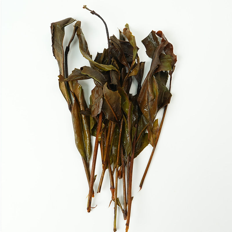 2025 Organic Milk White Tea · Picked Before the Qingming Festival | Limited-edition Spring Gift with Fresh, Milky Flavor and Natural Sweetness