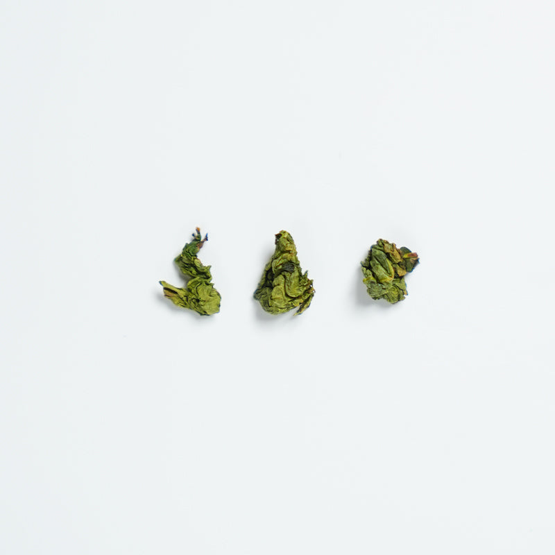 🌺【Golden Crown】EU Certified Organic Oolong Tea | Original Leaves from 1200m Altitude | Honey-Fragrant Osmanthus Fragrance, Seven Brewings for a Lasting Fragrance | 2025 Spring Tea
