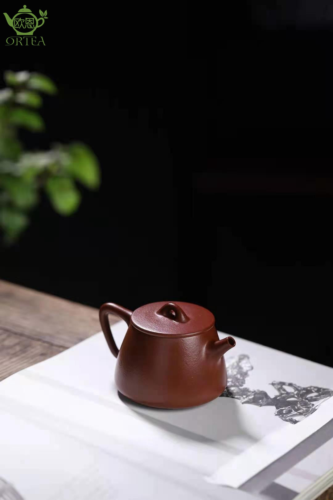 Purple-grit Tea Pot